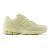 New Balance 1906R bézs férfi sportcipő, oldalnézet, fehér alapon
