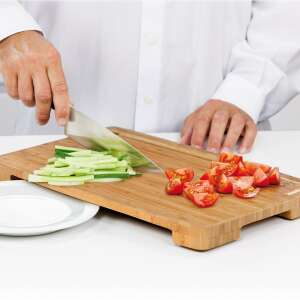 AZZA Bamboo Cutting Board with Juice Groove, 40 x 26 cm, for chopping vegetables and meat - Cutting board