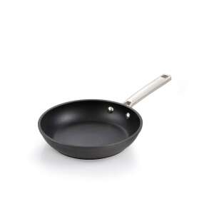 TitanPOWER 20 cm non-stick frying pan, titanium coated, oven safe, induction compatible - Cookware & bakeware