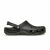Fekete Crocs Classic Evo Clog klumpa oldalnézete texturált talppal, fehér háttérrel