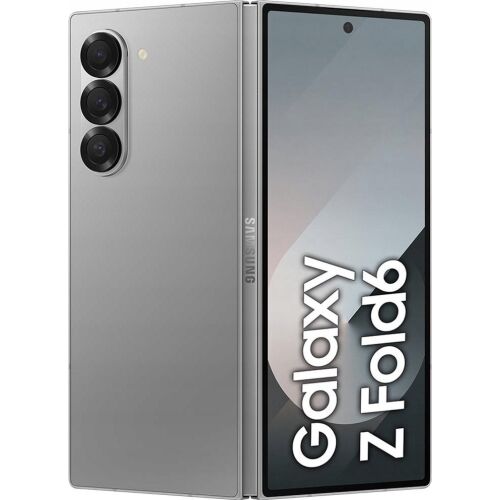 Samsung Galaxy Z Fold6 ezüst összecsukható okostelefon, kihajtva, mutatva a nagy belső kijelzőt és a hátlapi hármas kamera rendszert. Terméknév a képernyőn. - Samsung