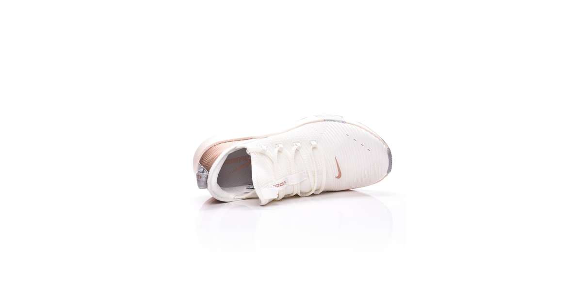 Nike Air Zoom Elevate Mtlc női Sportcipő #fehér | Pepita.hu Nike Air Zoom Elevate Webshop Fehér,Rózsaszín,Fekete Női