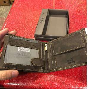 Always Wild bőr kollekció barna bőr pénztárca nyitva, belső rész látható - Wild