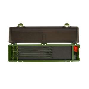 Carp Expert Rapid előketartó szett, nyitott nézet a horgászfelszerelés dobozra előkötött előkékkel, horgokkal, forgókkal és popup csavarokkal - Rapid