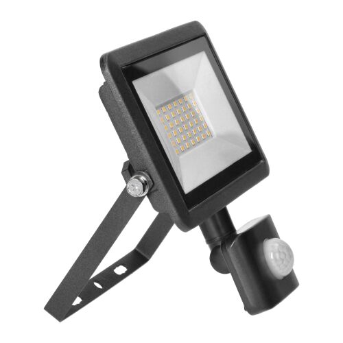 Ukośny widok reflektora LED Orno Adviti 30W z czujnikiem ruchu PIR