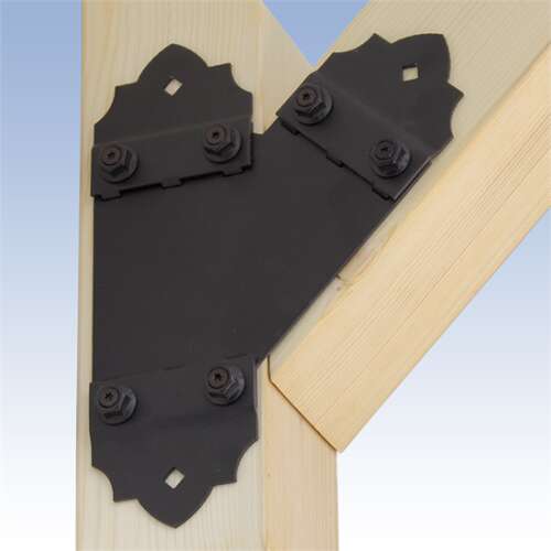 Fekete fém sarokkonzol díszítő elemekkel, fa gerendák összekapcsolására