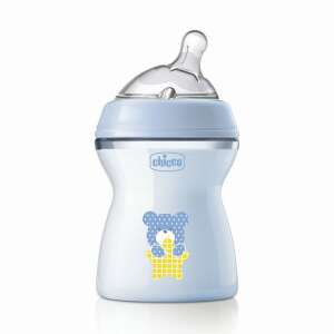 Шише Chicco NaturalFeeling 250 ml с биберон със среден поток, синьо с дизайн на мечка - Хранене