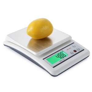 WH-B20 digital kitchen scale, 10kg capacity, accurate weighing, tare function, auto shut off, weighing a lemon - Kitchen Scale