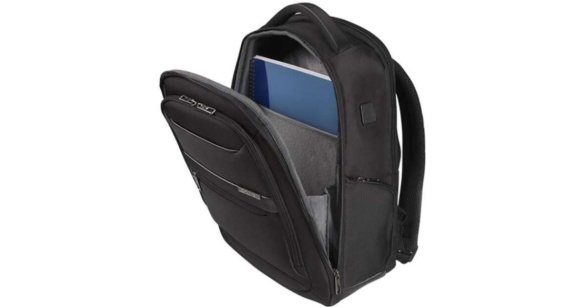 Vectura evo laptop hotsell backpack 15.6