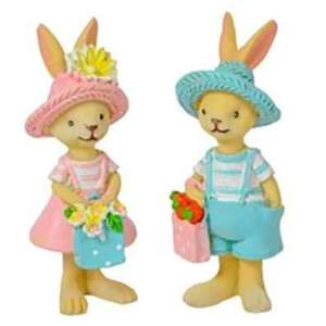 Figurină iepuraș de Paște, set de 2, 10 cm înălțime, iepuraș fetiță și băiat cu pălării, țin flori și morcovi - Decorațiuni de Paște