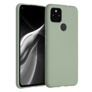 kwmobile green silicone case on Google Pixel 4a 5G - Kwmobile