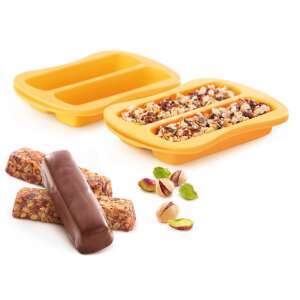 Forme din silicon Tescoma DELLA CASA pentru prepararea de batoane granola sănătoase, 3 bucăți, care arată formele cu batoane granola și ingrediente - Forme de coacere