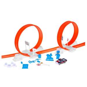 Six-Six-Zero 62 piece race track with loops and cars for kids - Motorway & Parking Garage