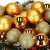 Satz mit 30 goldenen Weihnachtsbaumkugeln, 6 cm, Springos, mit Kiefernästen, Zapfen und roten Beeren