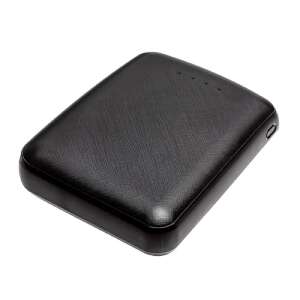 Nagy teljesítményű power bank bőrhatású felülettel – 30000mah