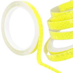 Közelkép a Springos fényvisszaverő szalagról a jobb láthatóságért - Springos