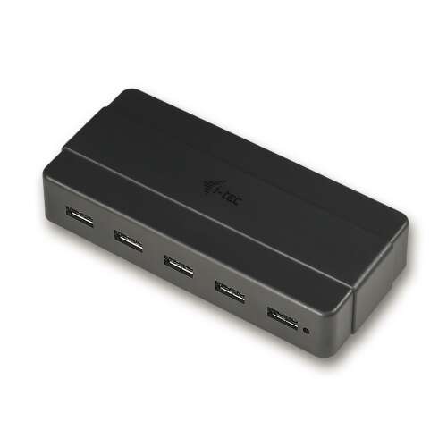 i-tec Advance Charging USB 3.0 Hub 7 port, black, angled view