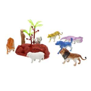 Комплект от различни фигурки на диви животни от джунглата