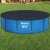 Husa piscină Bestway 366 cm pe o piscină albastră cu cadru metalic
