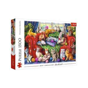 Trefl 1500 darabos kirakós játék, Kiscicák a kanapén, egy piros kanapéval, rajta sok cicával - Trefl Puzzle