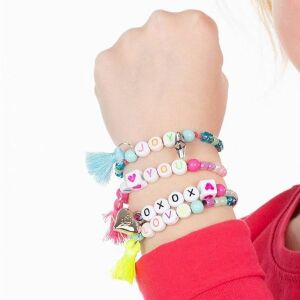 Hersteller von Buchstabenarmbändern