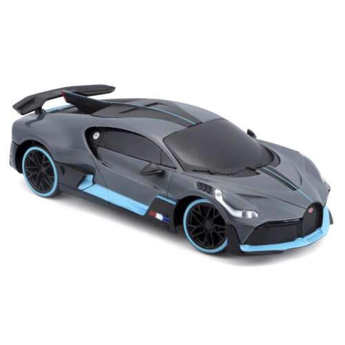 Samochód zdalnie sterowany Maisto Tech R/C w skali 1/24 Bugatti Divo, szary z niebieskimi akcentami, widok z przodu