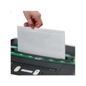 Foaie de ulei pentru distrugerea hârtiei Rexel introdusă într-o distrugătoare de hârtie - Accesorii pentru distrugătoare de documente