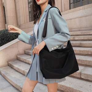 Čierna kabelka na rameno Dollcini pre ženy, štýlová a elegantná, perfektná na cestovanie, prácu alebo každodenné použitie - Kabelky