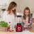 Blender Russell Hobbs Desire w kuchni, używany do przygotowywania posiłku