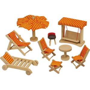 Goki 9-teiliges Gartenmöbel-Set aus Holz für Puppenhäuser, inklusive Stühle, Tisch, Sonnenliege, Schaukel, Grill und Sonnenschirm - Goki