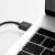 Cablu Baseus Superior USB la Lightning conectat la MacBook