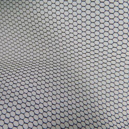 Közelkép a Praktikus szúnyogháló hálós szerkezetéről