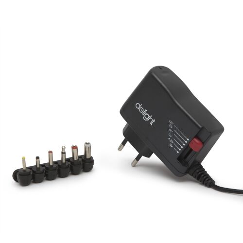 Adaptor universal Delight DC 12V 1500mA cu mufe DC interschimbabile