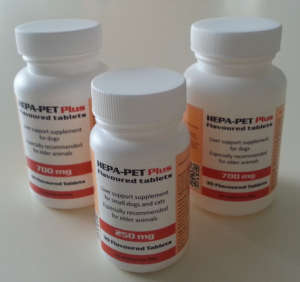 Hepa-Pet Plus májvédő hatású ízesített tabletta 30 db / 700 mg 31447584 Táplálékkiegészítők, kisállat tápszerek