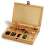 Zestaw akcesoriów do wyrzynarki Scheppach 103-częściowy, z różnymi narzędziami do szlifowania, szlifowania i cięcia, w drewnianym pudełku