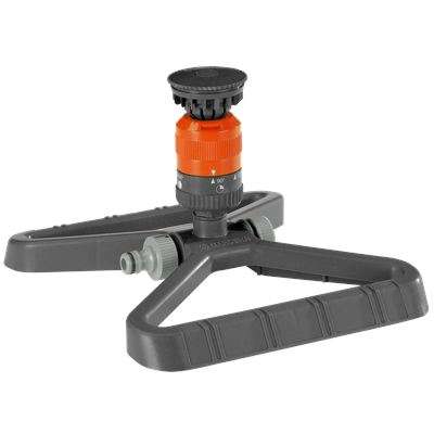 Gardena Comfort Vario oscillating sprinkler with adjustable spray pattern and stable base