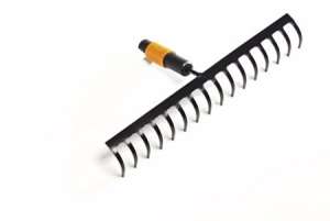 Fiskars QuikFit™ Soil Rake with 16 Tines - Fiskars