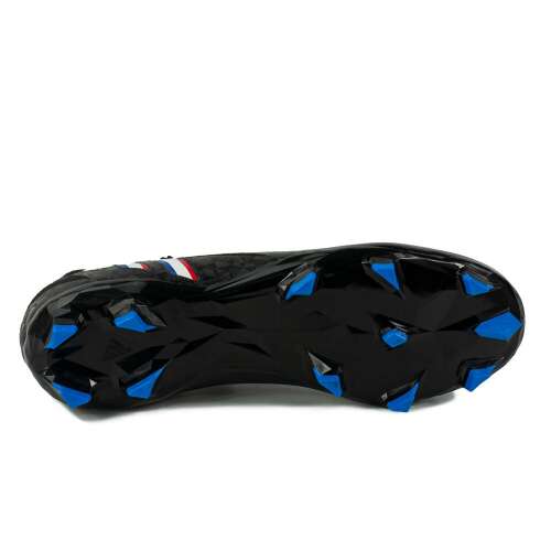 Adidas Predator Edge 3 FG férfi focicipő, alulnézet, fekete kék betétekkel