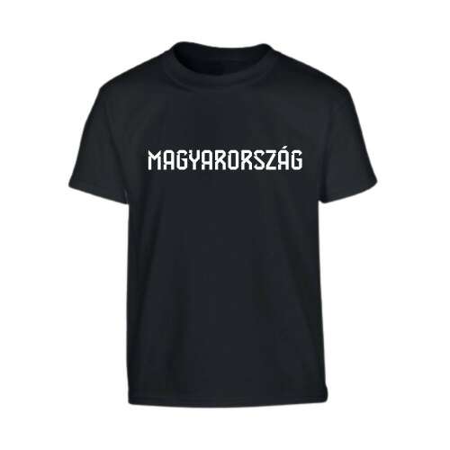Fekete póló fehér "Magyarország" felirattal 