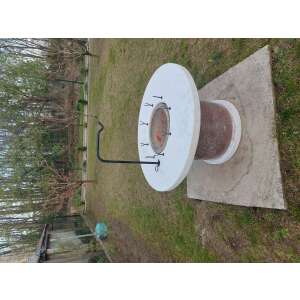 8 személyes kőből készült kerti tüzrakóhely grillező ráccsal, ideális a kertben való összejövetelekhez - Kerti tűzrakóhely