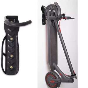 Rolkowy uchwyt ścienny