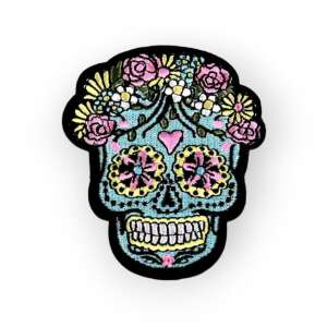 Petec de craniu brodat în albastru și roz cu flori, de călcat, 63 x 77 mm - Produse Mercerie