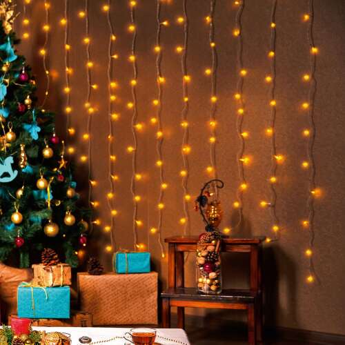 Somogyi Elektronic KIN 168C/WW LED fényfüggöny karácsonyfát és ajándékokat díszít