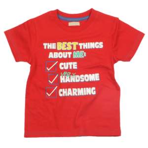 Red short sleeve t-shirt for boys with the text "The best things about me: Cute, Very Handsome, Charming" - Kids' T-Shirt