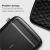 Nahaufnahme des strukturierten Designs des Spigen Rugged Armor Laptop Tok