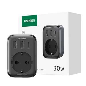 UGREEN 90613 30W Outlet Extender with 2 USB-A and 1 USB-C ports - Socket & Outlet