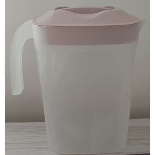 Praktikus Műanyag Kancsó - 1,5L - Mályva