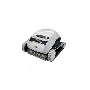Dolphin E10 Roboter-Poolreiniger, schräge Ansicht - Garten