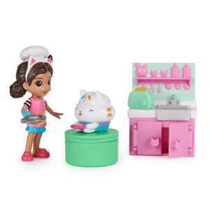 Gabby's Dollhouse Gabby Girl Lunch & Munch Playset with Kitty Cat Figure, Kitchen, and Accessories - Spin Master
