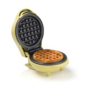 Bestron Sweet Dreams sárga mini gofrisütő gofrival a belsejében - Gofrisütő